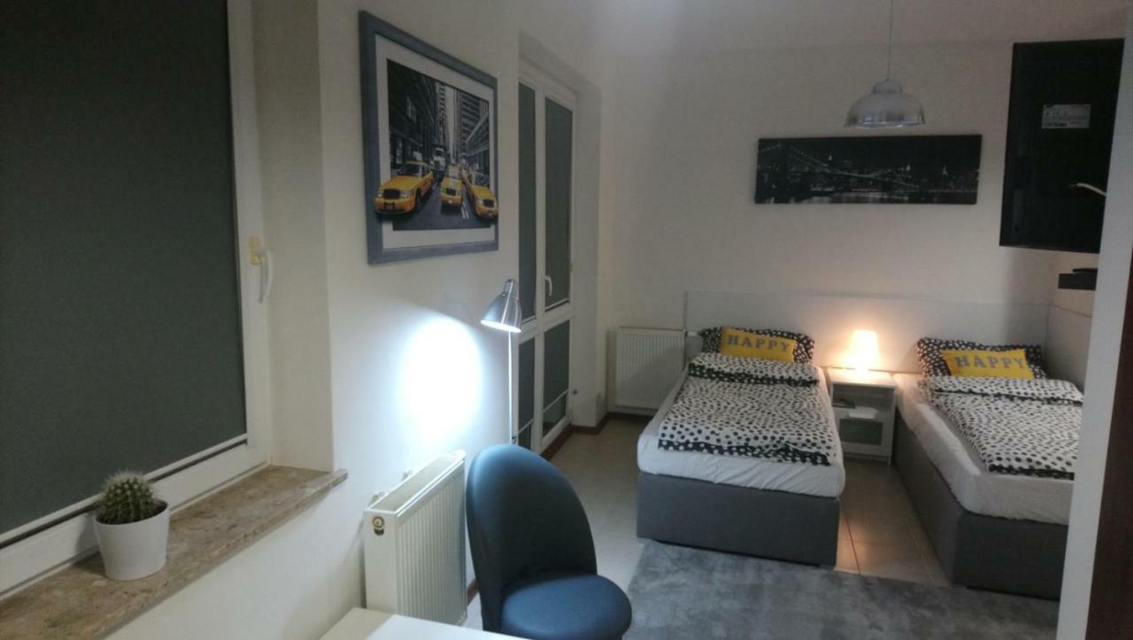 Apartament Kniaziewicza - Komfortowe Noclegi Piaseczno  Eksteriør billede